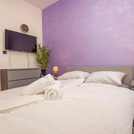 Holiday home Paola By Interhome