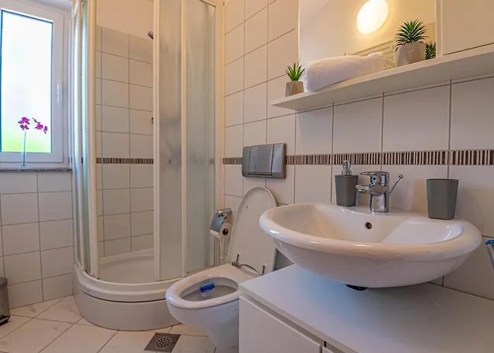 Paola By Interhome Vakantiehuis Brodarica (Sibenik-Knin)