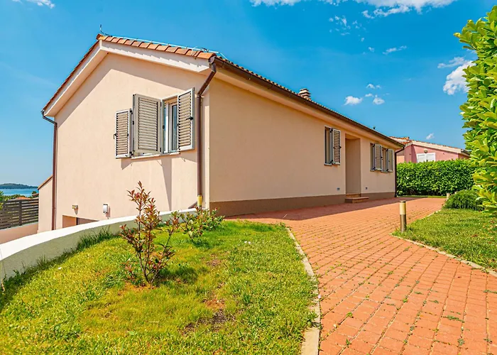 Paola By Interhome Brodarica (Sibenik-Knin)